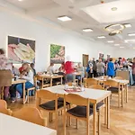 Kloster Neustadt 2*