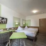 Kloster Neustadt Hotel 2*