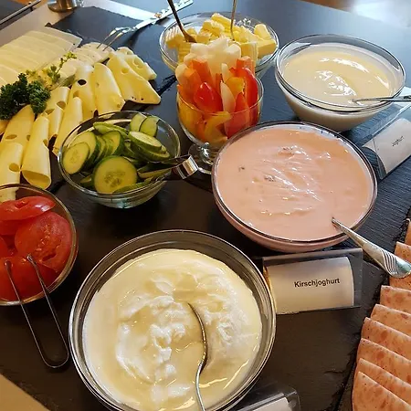 Kloster Neustadt Hotel 2*