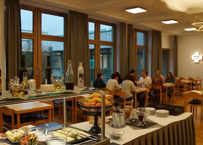 Hotel Kloster Neustadt 2*