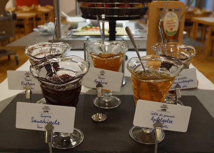 Hotel Kloster Neustadt 2*