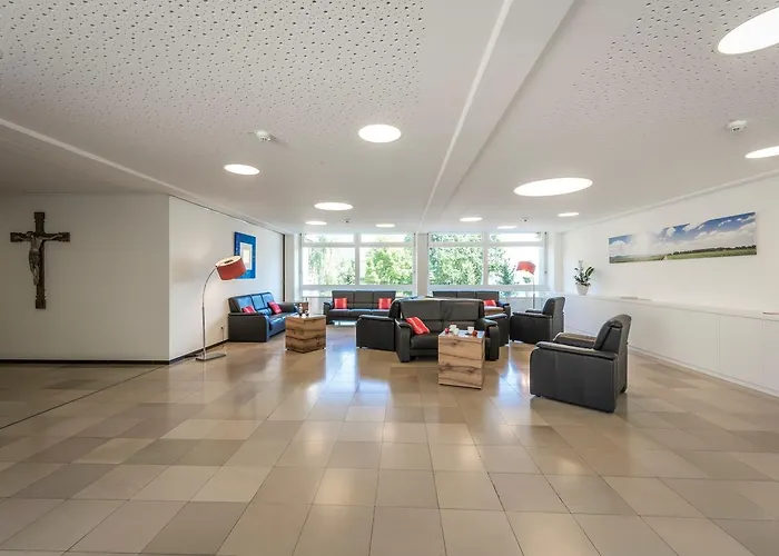 Kloster Neustadt Hotel 2*