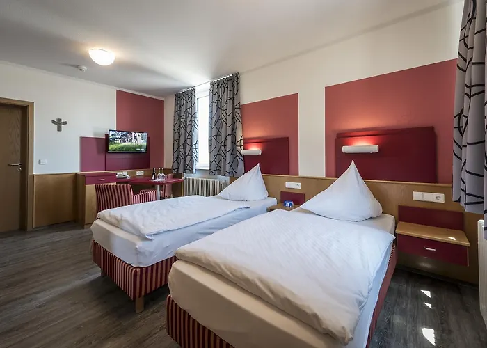 Hotel Kloster Neustadt 2*