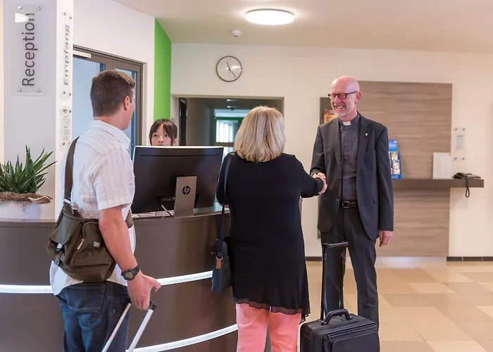 Kloster Neustadt Hotel 2*